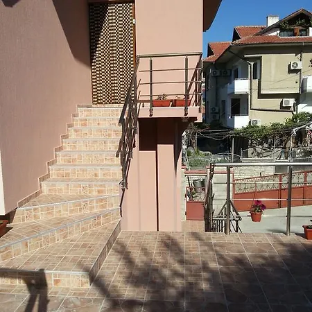 Casa de hóspedes Emi Balchik